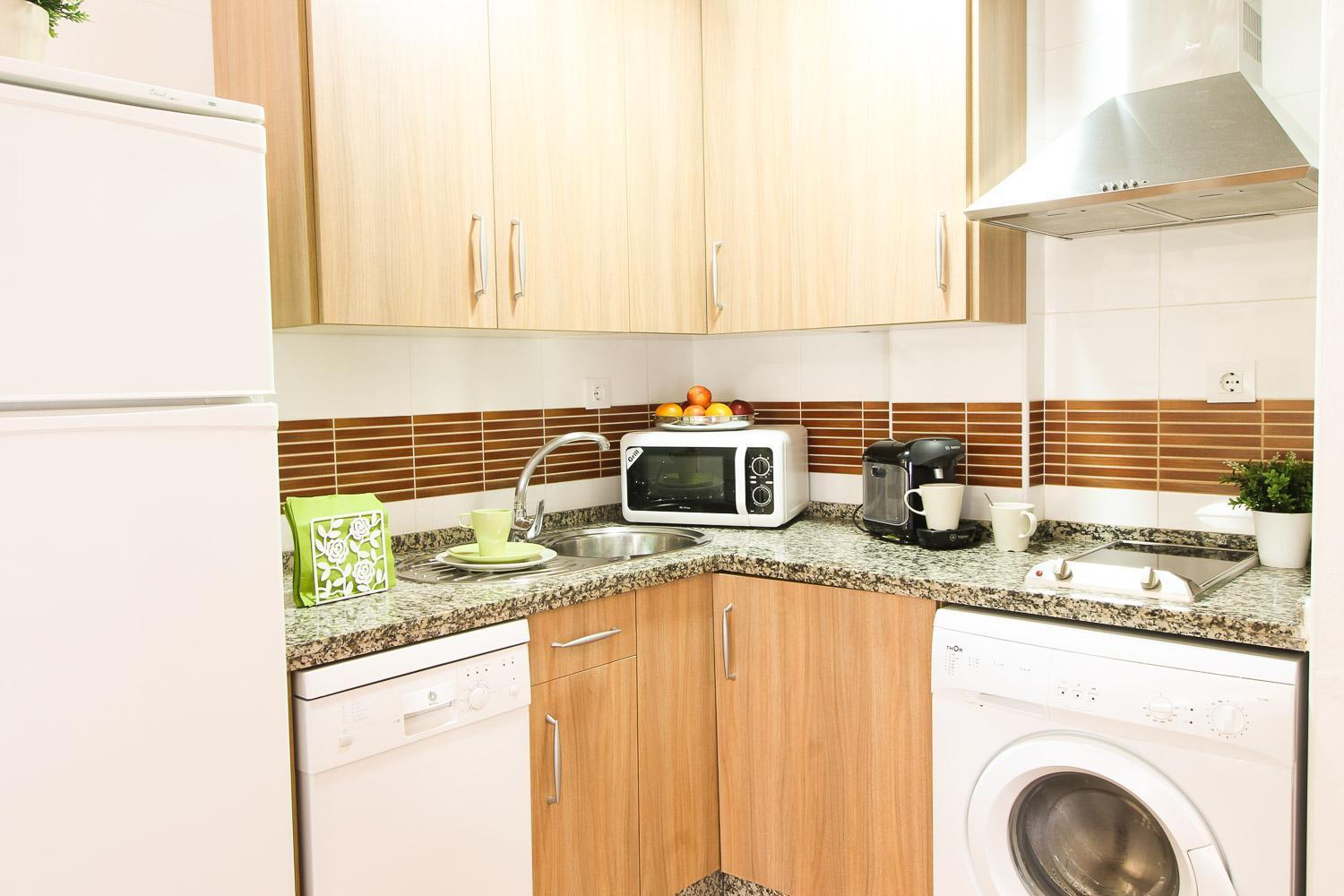Summerland Apartments Rota Room photo