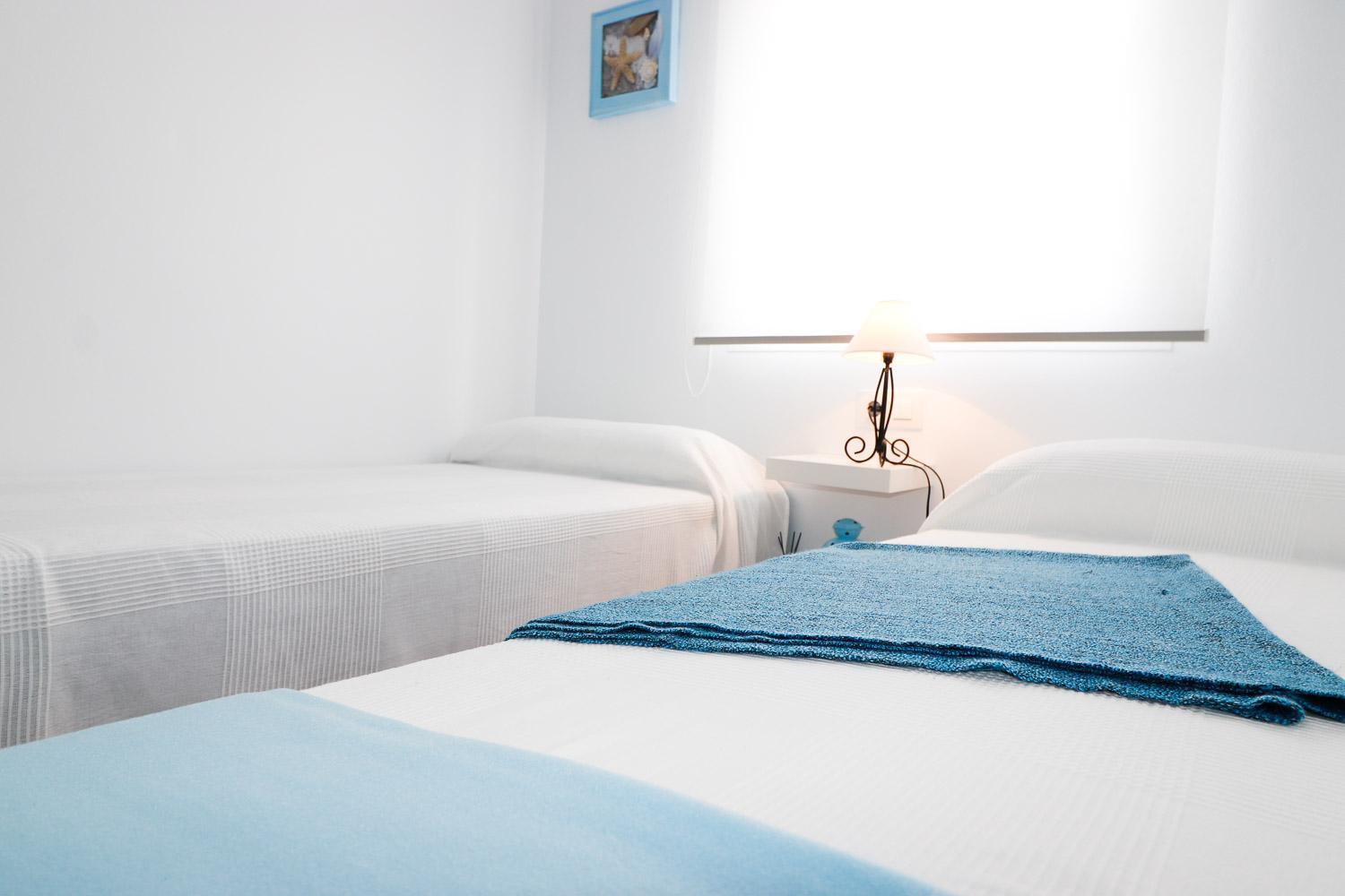 Summerland Apartments Rota Room photo