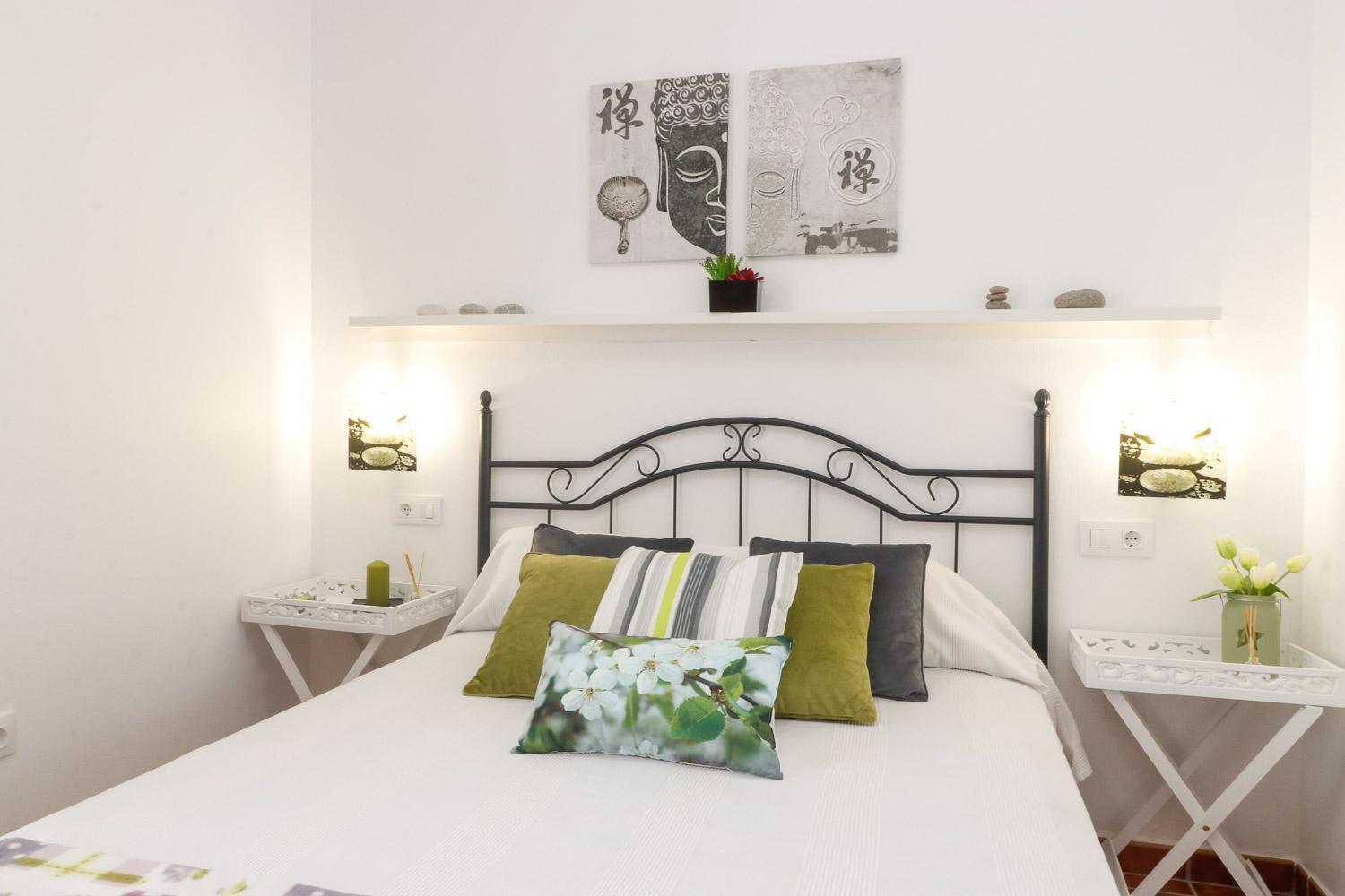 Summerland Apartments Rota Room photo