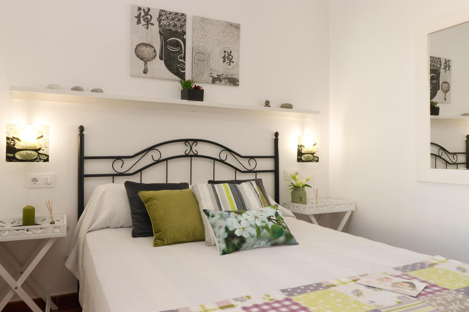Summerland Apartments Rota Room photo