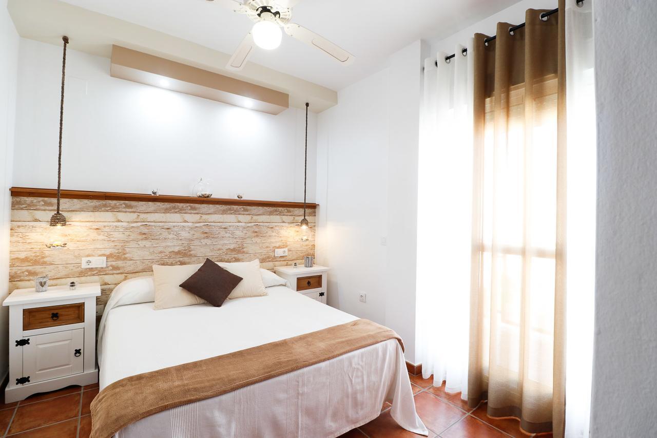 Summerland Apartments Rota Room photo